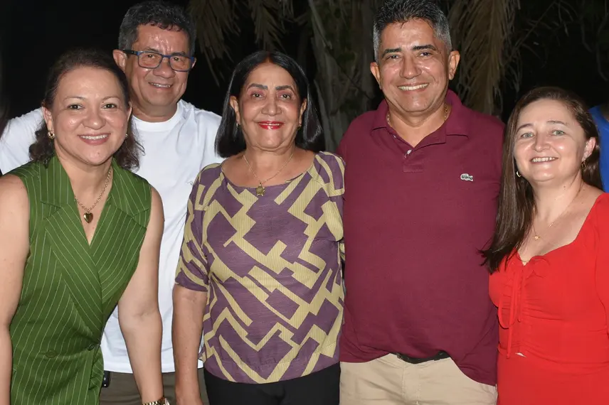 Médica Lúcia Vilela comemora confraternização Natalina no Sítio Vivelândia