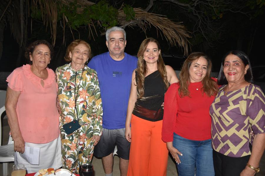 Médica Lúcia Vilela comemora confraternização Natalina no Sítio Vivelândia