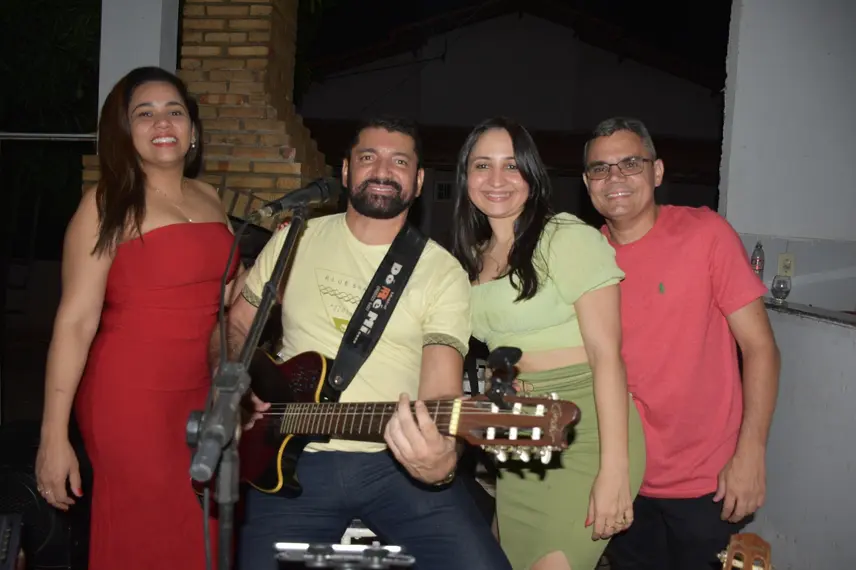 Médica Lúcia Vilela comemora confraternização Natalina no Sítio Vivelândia