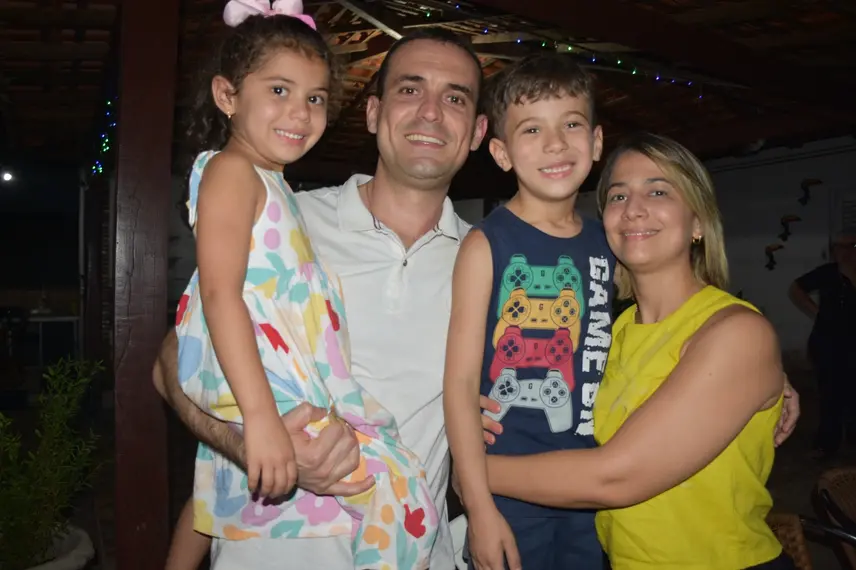 Médica Lúcia Vilela comemora confraternização Natalina no Sítio Vivelândia