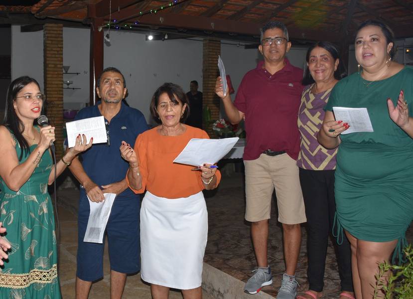 Médica Lúcia Vilela comemora confraternização Natalina no Sítio Vivelândia