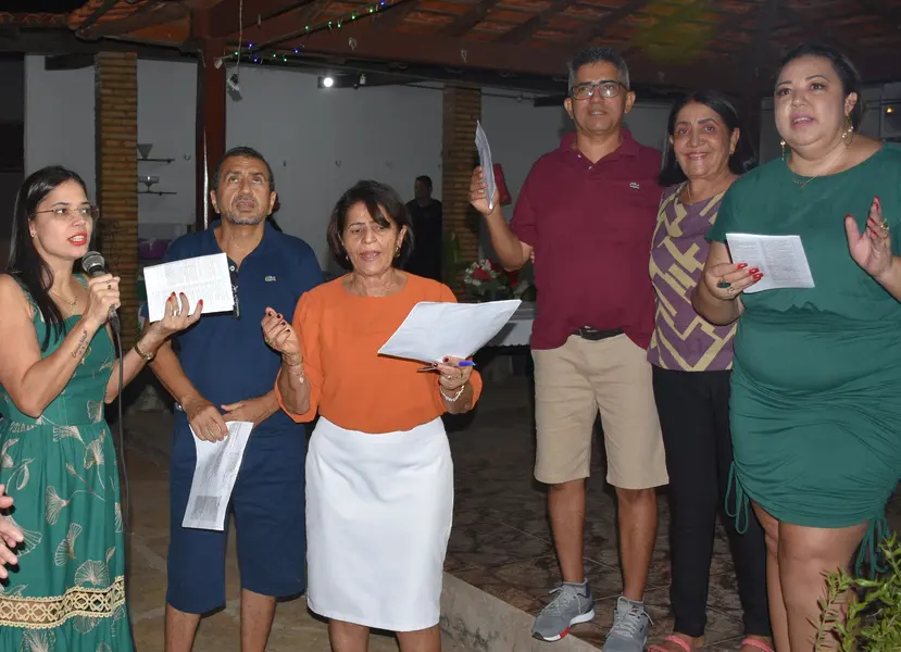 Médica Lúcia Vilela comemora confraternização Natalina no Sítio Vivelândia