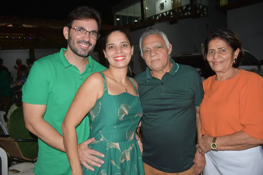 Médica Lúcia Vilela comemora confraternização Natalina no Sítio Vivelândia