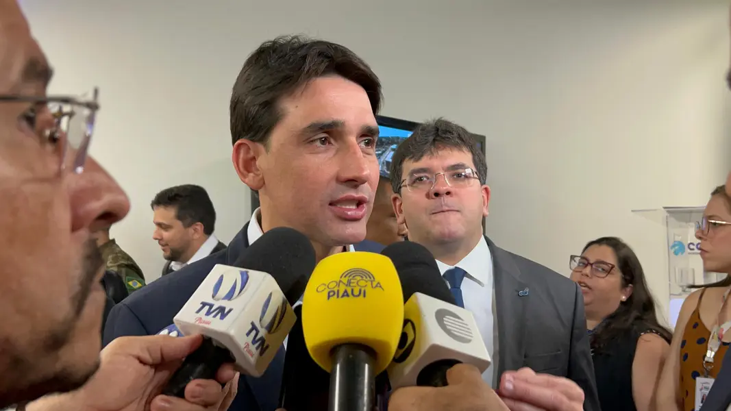 Ministro de portos e aeroportos, Silvio Costa