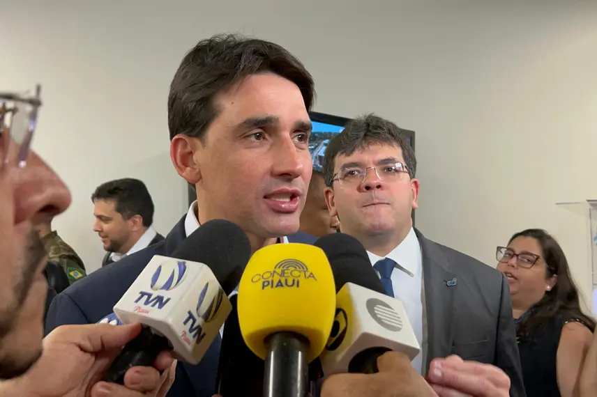 Ministro de portos e aeroportos, Silvio Costa