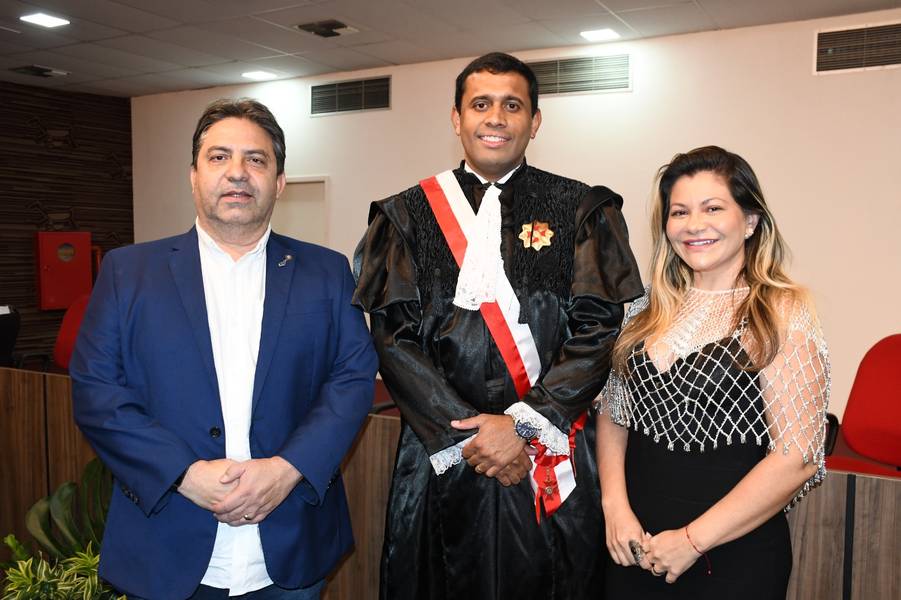 Posse do desembargador Téssio Torres na presidência do TRT-PI
