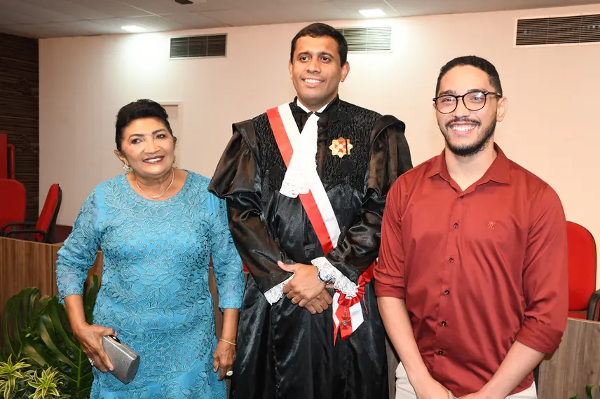 Posse do desembargador Téssio Torres na presidência do TRT-PI