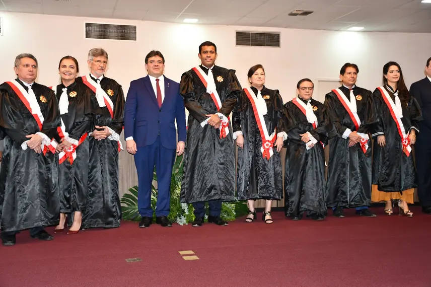 Posse do desembargador Téssio Torres na presidência do TRT-PI