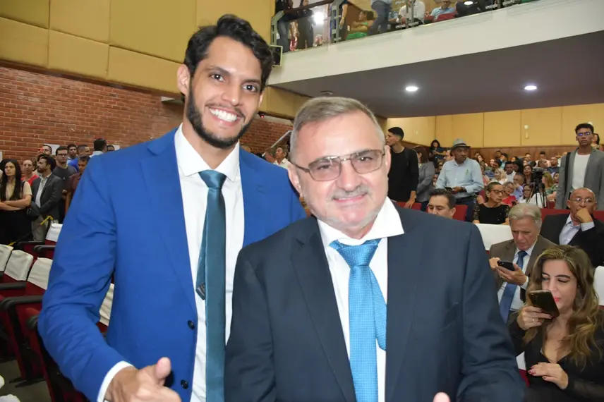 Posse do prefeito, vice-prefeito, vereadores e suplentes em Teresina Posse do prefeito, vice-prefeito, vereadores e suplentes em Teresina