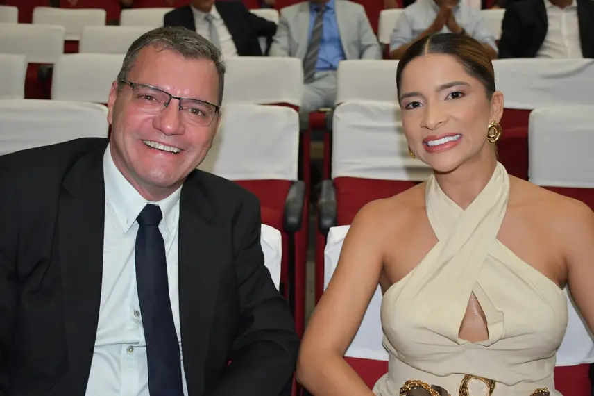 Posse do prefeito, vice-prefeito, vereadores e suplentes em Teresina Posse do prefeito, vice-prefeito, vereadores e suplentes em Teresina