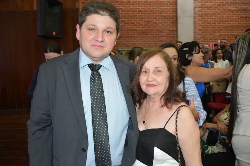 Posse do prefeito, vice-prefeito, vereadores e suplentes em Teresina Posse do prefeito, vice-prefeito, vereadores e suplentes em Teresina