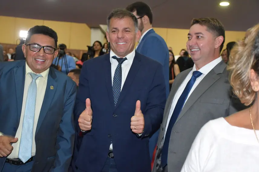 Posse do prefeito, vice-prefeito, vereadores e suplentes em Teresina Posse do prefeito, vice-prefeito, vereadores e suplentes em Teresina