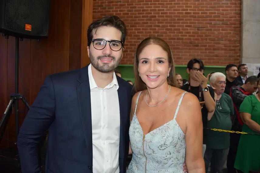 Posse do prefeito, vice-prefeito, vereadores e suplentes em Teresina Posse do prefeito, vice-prefeito, vereadores e suplentes em Teresina