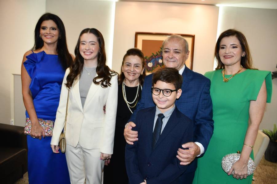 Posse do prefeito, vice-prefeito, vereadores e suplentes em Teresina