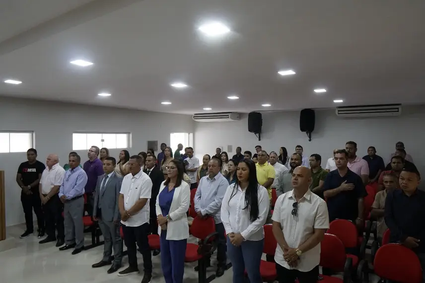 Prefeita, vice-prefeito e vereadores eleitos em Miguel Leão são empossados Prefeita, vice-prefeito e vereadores eleitos em Miguel Leão são empossados