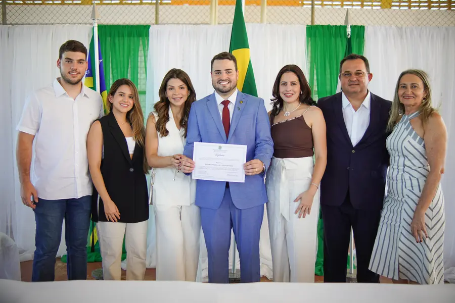Prefeito Reeleito de Aroazes, Vice-Prefeita e Vereadores São Diplomados em Solenidade Oficial