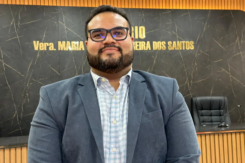 Prefeito, vice-prefeita e vereadores eleitos em Curralinhos são diplomados