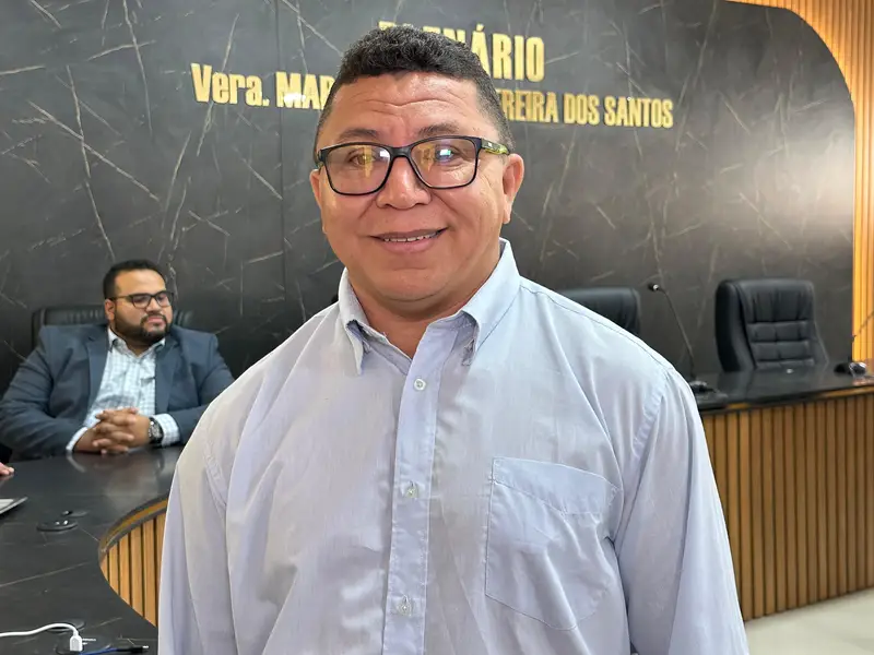 Prefeito, vice-prefeita e vereadores eleitos em Curralinhos são diplomados