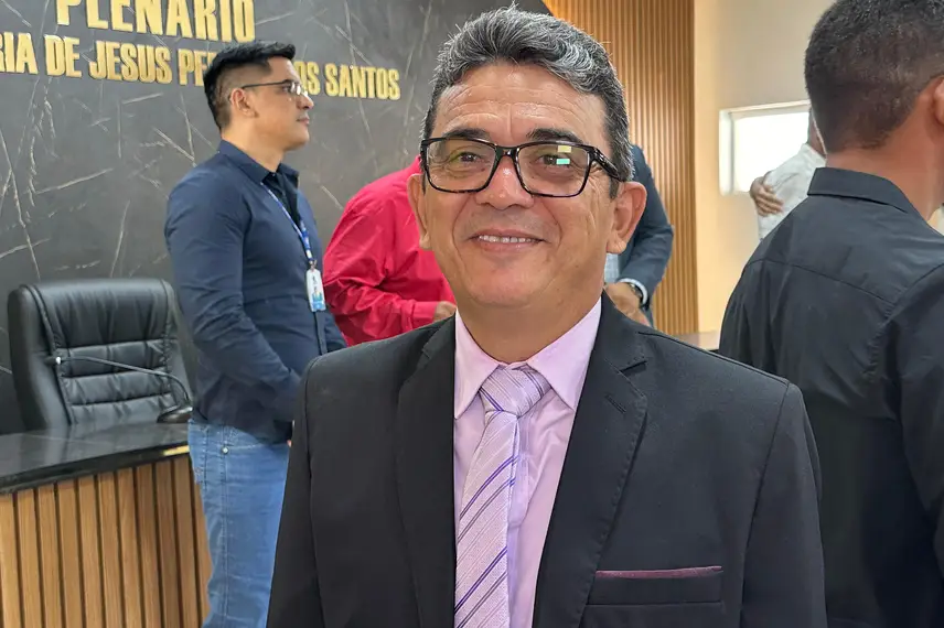 Prefeito, vice-prefeita e vereadores eleitos em Curralinhos são diplomados Prefeito, vice-prefeita e vereadores eleitos em Curralinhos são diplomados