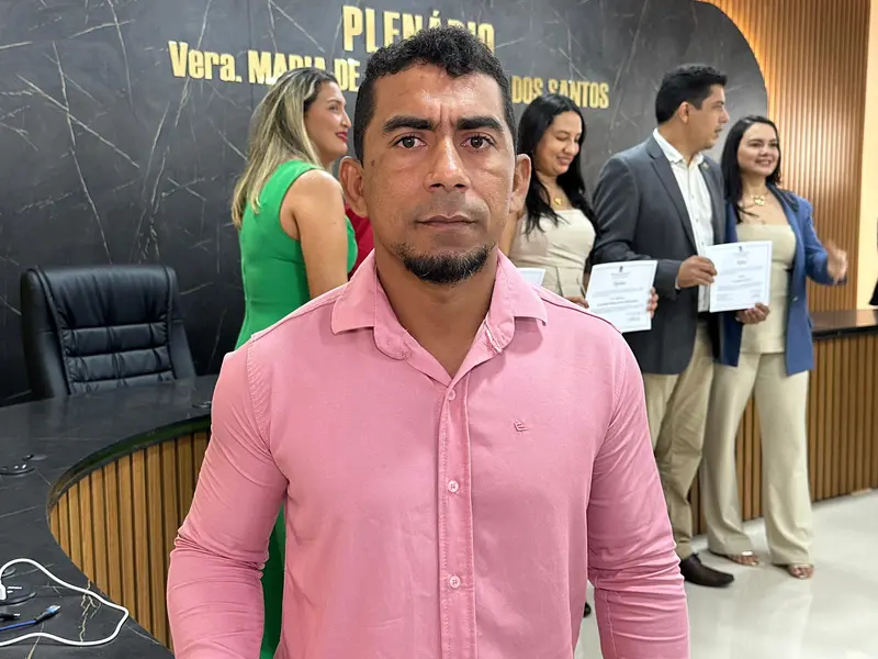 Prefeito, vice-prefeita e vereadores eleitos em Curralinhos são diplomados