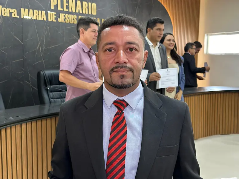 Prefeito, vice-prefeita e vereadores eleitos em Curralinhos são diplomados