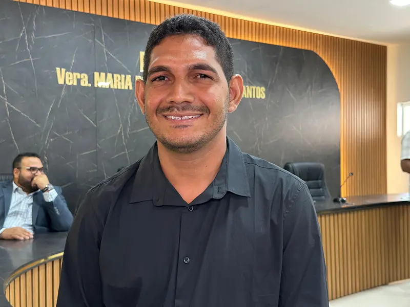 Prefeito, vice-prefeita e vereadores eleitos em Curralinhos são diplomados