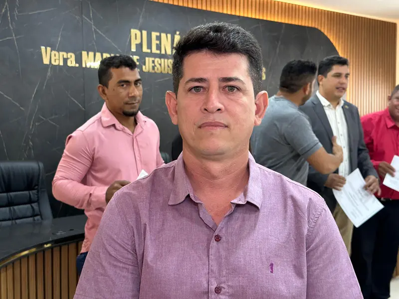 Prefeito, vice-prefeita e vereadores eleitos em Curralinhos são diplomados