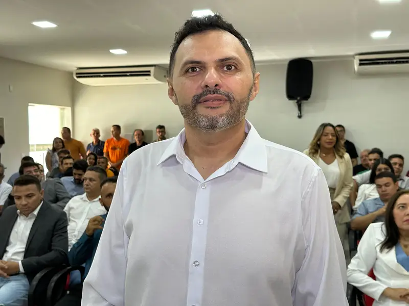 Prefeito, vice-prefeita e vereadores eleitos em Monsenhor Gil são diplomados