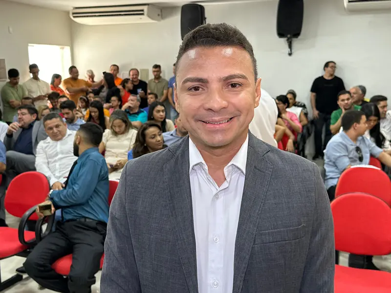 Prefeito, vice-prefeita e vereadores eleitos em Monsenhor Gil são diplomados