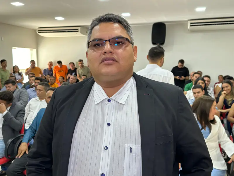 Prefeito, vice-prefeita e vereadores eleitos em Monsenhor Gil são diplomados