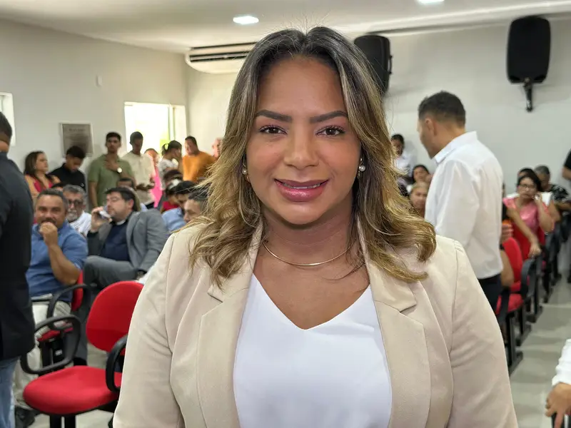 Prefeito, vice-prefeita e vereadores eleitos em Monsenhor Gil são diplomados