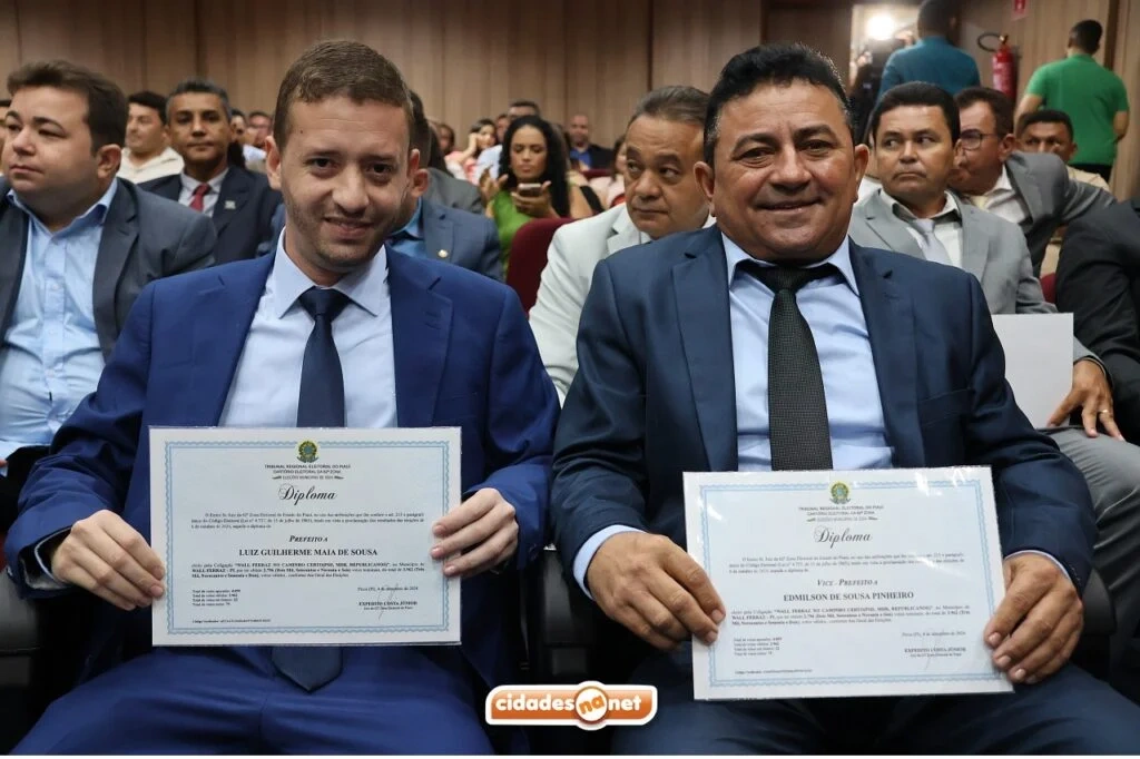 Prefeito, vice-prefeito e vereadores eleitos em Wall Ferraz são diplomados