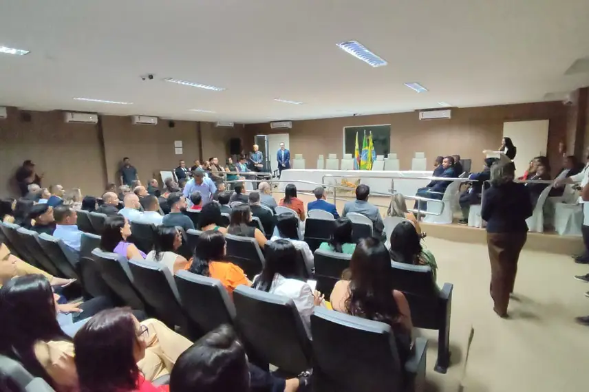 Prefeitos, vices e vereadores de quatro municípios são diplomados em Oeiras Prefeitos, vices e vereadores de quatro municípios são diplomados em Oeiras