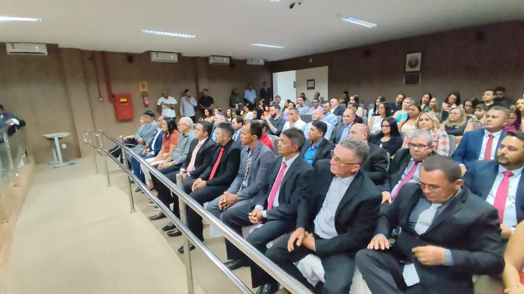 Prefeitos, vices e vereadores de quatro municípios são diplomados em Oeiras