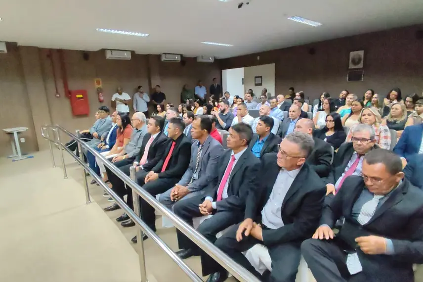 Prefeitos, vices e vereadores de quatro municípios são diplomados em Oeiras