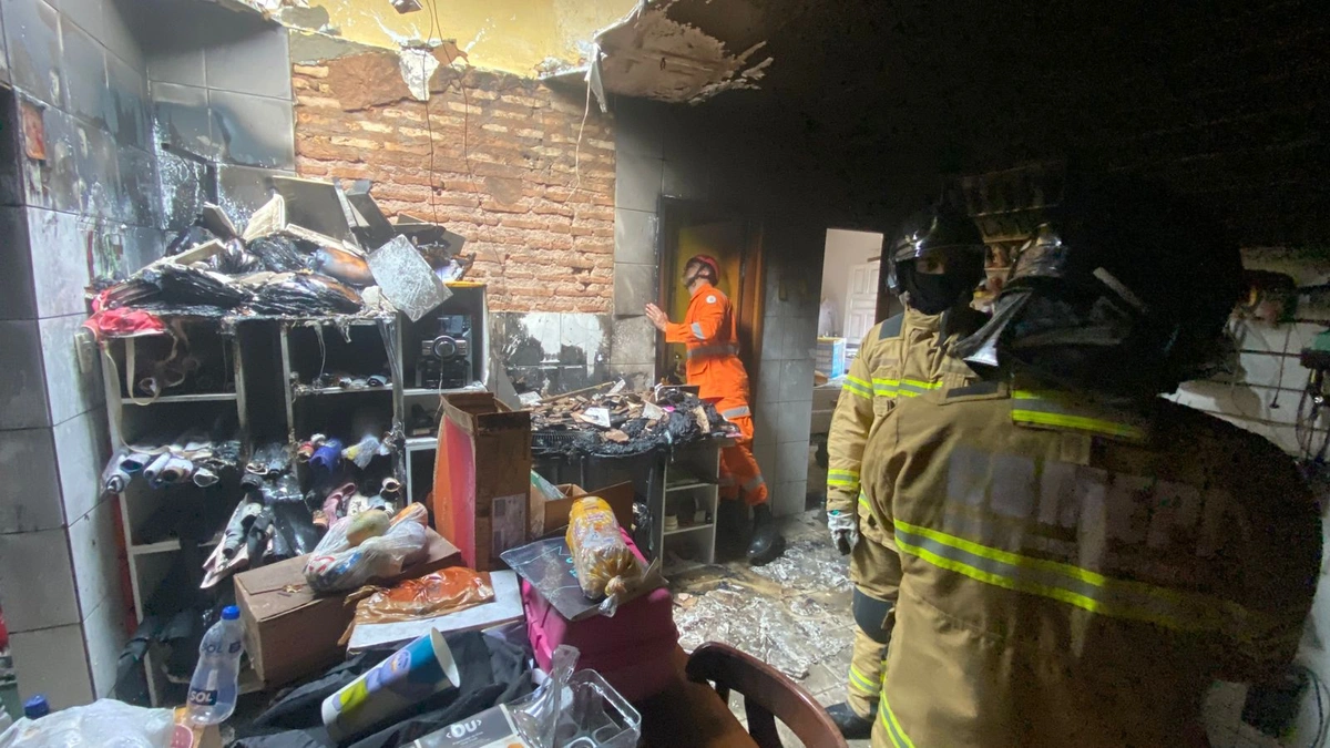 Princípio de incêndio destrói residência na região Sudeste de Teresina