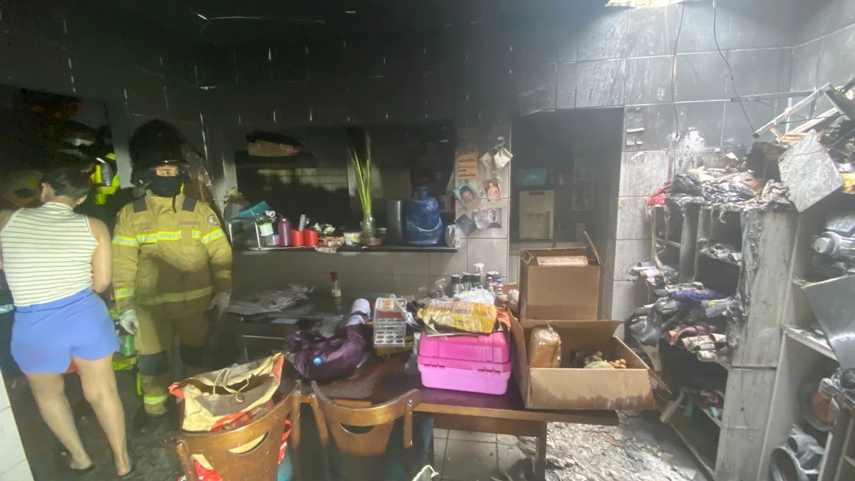 Princípio de incêndio destrói residência na região Sudeste de Teresina