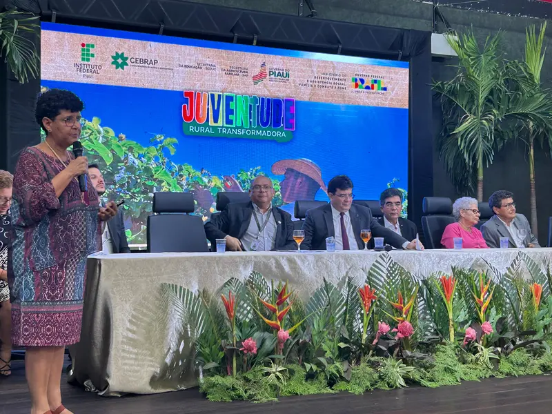 Rafael Fonteles abre solenidade de curso de Agricultura Familiar Sustentável