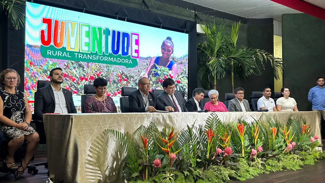 Rafael Fonteles abre solenidade de curso de Agricultura Familiar Sustentável