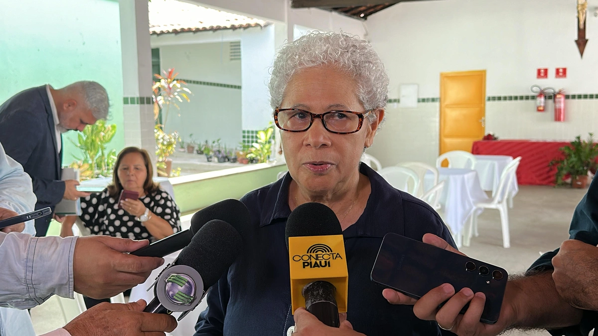 Regina Sousa, secretária da SASC