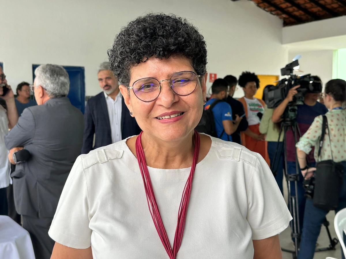 Rejane Tavares