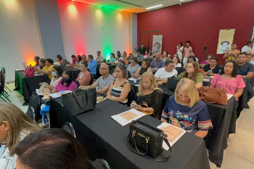 Secretário da Educação entrega Selo Escola Antirracista Secretário da Educação entrega Selo Escola Antirracista