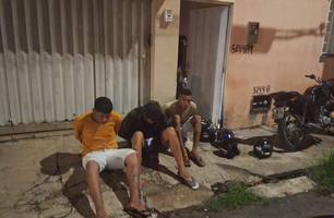 Trio é preso após confessar assaltos em Teresina (Foto: Divulgação/PMPI)