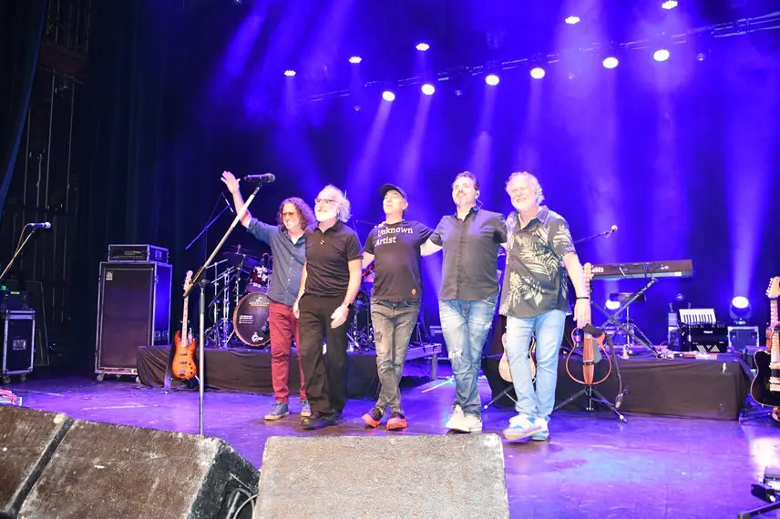 Zeca Baleiro encanta Teresina com show no Theatro 4 de Setembro Zeca Baleiro encanta Teresina com show no Theatro 4 de Setembro