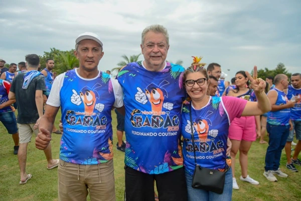 Acima da esquerda para a direita: Nonatinho, prefeito ‘Grandão’ e a esposa, deputada Cláudia Coutinho