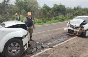 Colisão frontal deixa idosa morta e oito pessoas feridas entre Nazária e Teresina (Foto: Reprodução)
