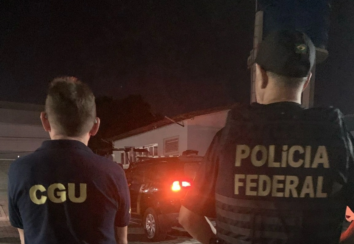 Durante a operação, foram cumpridos seis mandados de busca e apreensão