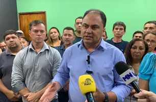 Hilder Monção durante coletiva de imprensa (Foto: Renato Carlos/Conecta Piauí)