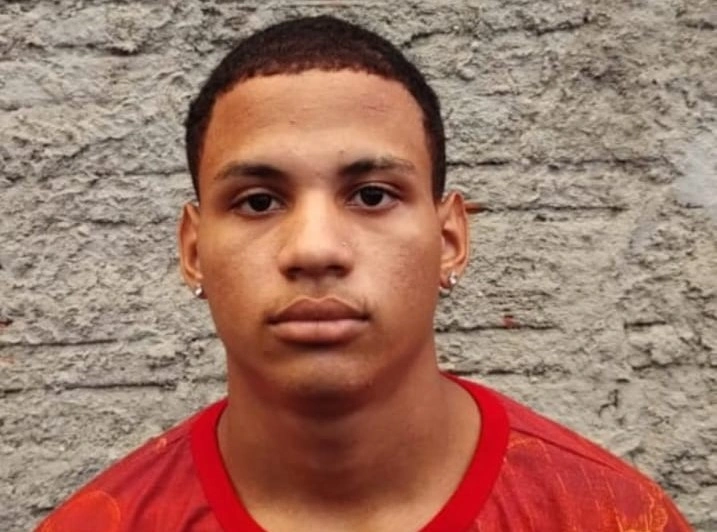 Jovem é assassinado a tiros dentro de escola na zona Sudeste de Teresina