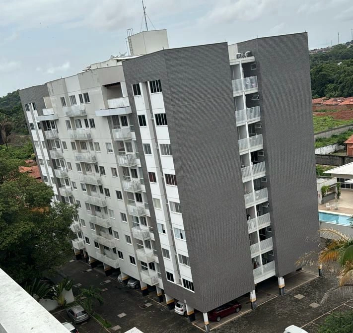 Moradores de condomínio passam 14 horas sem energia na zona Leste de Teresina